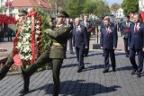 Фото: В Гродно прошла торжественная церемония возложения цветов к памятнику воинам и партизанам, погибшим в годы Великой Отечественной войны