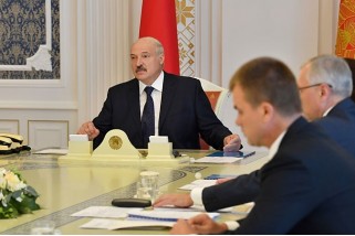 Фото: На госслужбу надо привлекать самых лучших и опытных управленцев – Александр Лукашенко