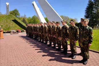 Фото: Сегодня проходит чествование солдат 116-й штурмовой авиабазы, выслуживших установленные сроки. Мероприятие впервые проходит на Кургане Бессмертия