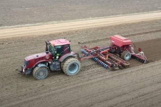 Фото: Сев ранних яровых зерновых на Лидчине выполнен на 76%