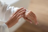 Фото: Как по состоянию ногтей распознать дефицит витаминов и серьезные проблемы со здоровьем Фото: Как по состоянию ногтей распознать дефицит витаминов и серьезные проблемы со здоровьем