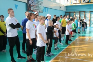 Фото: В спорткомплексе «Юность» прошел молодежный спортивный праздник под названием «Спортивный салют»