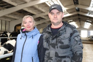 Фото: Супруги Гирза: как новая работа в ЛРСУП 'Можейково' изменила жизнь к лучшему