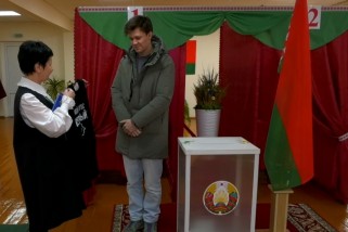 Фото: Свой выбор сегодня делали и сельчане Фото: Свой выбор сегодня делали и сельчане