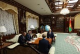 Фото: Александр Лукашенко вручил орден Дружбы народов первому вице-премьеру России Денису Мантурову Фото: Александр Лукашенко вручил орден Дружбы народов первому вице-премьеру России Денису Мантурову