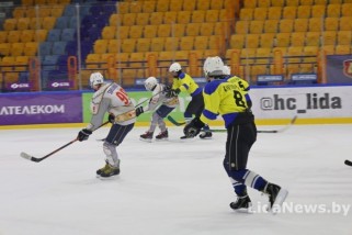Фото: Лида встречает юных хоккеистов: "Золотая шайба" зажигает новые звезды!