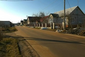 Фото: Жители Лиды просят установить «лежачего полицейского» на улице Челюскинцев