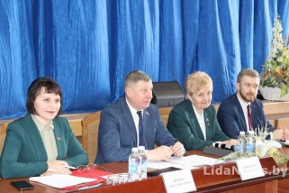 Фото: В Лиде подвели итоги работы идеологической вертикали 