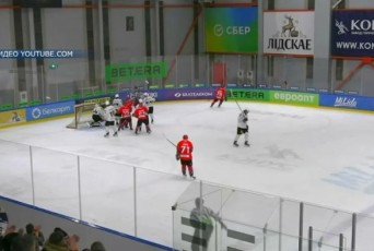 Фото: Лидские «рыцари» уступили «Гомелю» на домашнем льду - 1:4