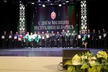 Фото: В Лиде прошла праздничная программа "Служим Закону, Народу, Отечеству!"