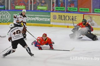 Фото: Дубль Кунишникова принес "Лиде" победу над "Шахтером" в экстралиге
