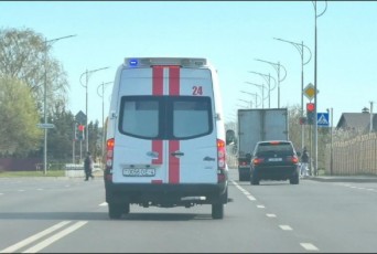 Фото: В Лиде ГАИ проверила, уступают ли водители и пешеходы дорогу спецтранспорту