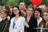 Фото: Выпускной Лида – 2026: Сияние улыбок, блеск нарядов и прощальный школьный вальс