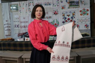 Фото: Кветкі на сетцы: як на Лідчыне адраджаюць унікальнае рамяство стварэння сеткавых абрусаў Фото: Кветкі на сетцы: як на Лідчыне адраджаюць унікальнае рамяство стварэння сеткавых абрусаў