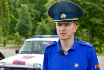 Фото: В посёлке Первомайский Лидского района горело неэксплуатируемое здание
