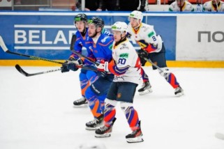 Фото: Хоккейный клуб «Лида» дважды уступил оршанскому «Локомотиву»