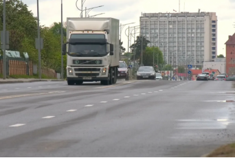 Фото: В Лиде ведутся работы по обновлению горизонтальной дорожной разметки