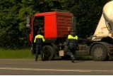 Фото: Рейд по выявлению правонарушений со стороны водителей грузовых транспортных средств с прицепами
