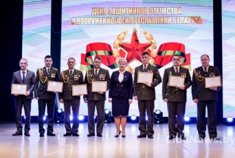 Фото: Сегодня в Лиде состоялось торжественное собрание, посвященное  Дню защитников Отечества и Вооруженных Сил Республики Беларусь