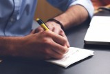 Фото: Как быть, если бывший работодатель выдал работнику недостоверную характеристику