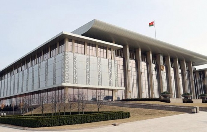 Фото: Александр Лукашенко: коллектив ЖКХ своим ежедневным трудом обеспечивает чистоту, комфорт и безопасность 