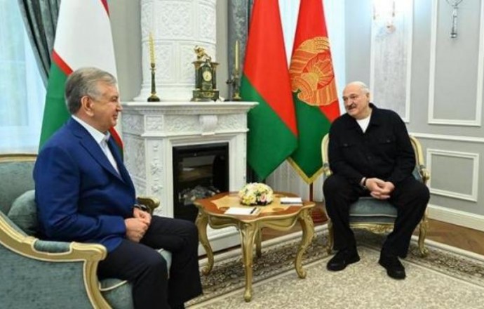 Фото: Александр Лукашенко и Шавкат Мирзиёев провели встречу накануне официальных переговоров