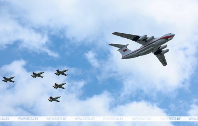 Фото: Александр Лукашенко: история отечественной авиации - это многие страницы о доблести, мужестве и стойкости