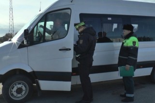 Фото: 30 нарушений ПДД за две недели выявили сотрудники ГАИ во время проверок маршрутных такси