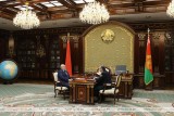 Фото: Александр Лукашенко подписал указ о создании комиссии для работы с желающими вернуться на родину
