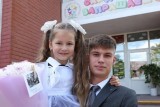 Фото: "Всех нас объединяют теплые воспоминания из школьного детства". Александр Лукашенко поздравил с Днем знаний