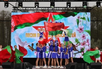 Фото: На Лидчине проходят праздничные мероприятия, посвященные Дню Победы