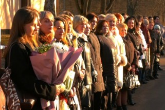 Фото: В 116 гвардейской штурмовой авиационной базе поздравили прекрасную половину коллектива с наступающим 8 Марта