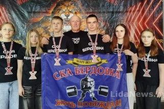 Фото: СКА «Бердовка»: Лидские атлеты устанавливают рекорды на Чемпионате Республики по пауэрлифтингу