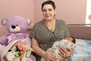Фото: Первым ребенком в Лиде стала девочка