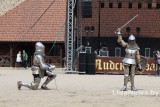 Фото: Рыцарские бои и шоу барабанов: чем удивляет День средневековой культуры в Лидском замке