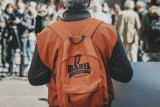 Фото: Обязательно ли снимать с плеч рюкзак в транспорте: что говорит законодательство