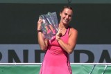 Фото: Арина Соболенко с третьей попытки выиграла турнир WTA-1000 в Индиан-Уэллсе