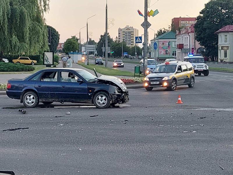 57-летняя звезда Голливуда показала, как выглядит в бикини. Фото