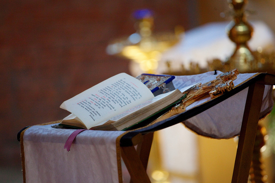 Покой господи душу усопшего раба. Упокой господи душу усопшего раба твоего. Покой господи душу усопшего. Покой господи душу усопшего. Вселенская родительская поминальная суббота.