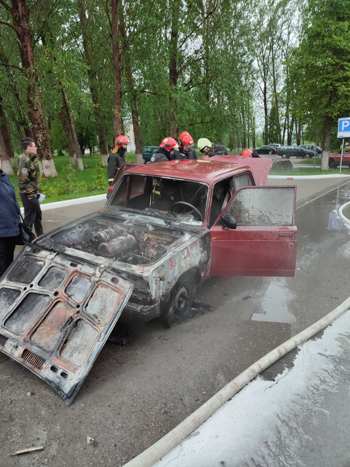 В поселке Первомайский горели Жигули